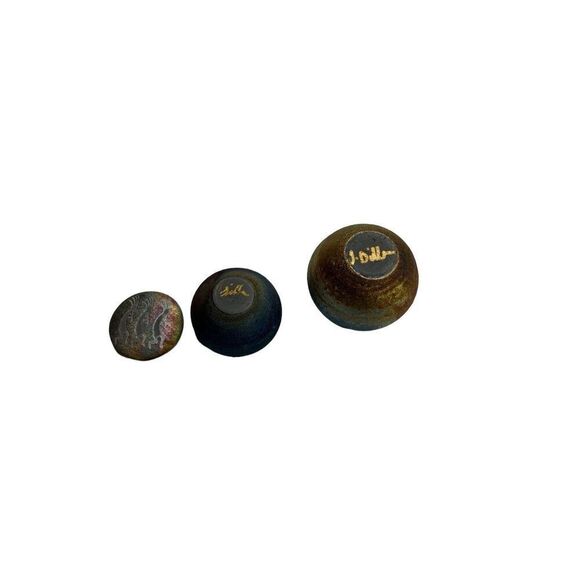 J. Dillon Signed Trinket Box and small Vase Iridescent Paint - Picture 6 of 7